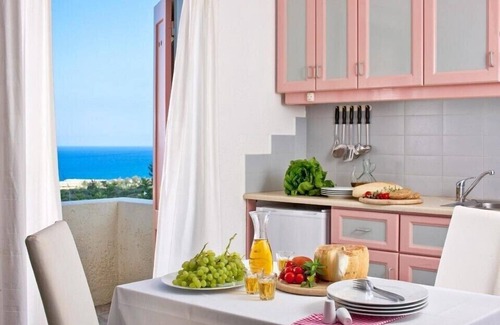 Koutouloufari Condominio | Spacious 2-Level Maisonette Villa, Stunning Views