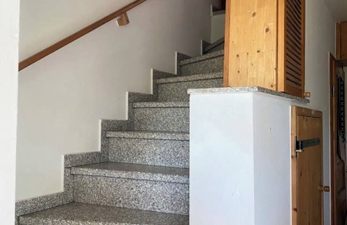 Leverkusen Apartamento | Spacious 2-room apartment with kitchen and bathroom