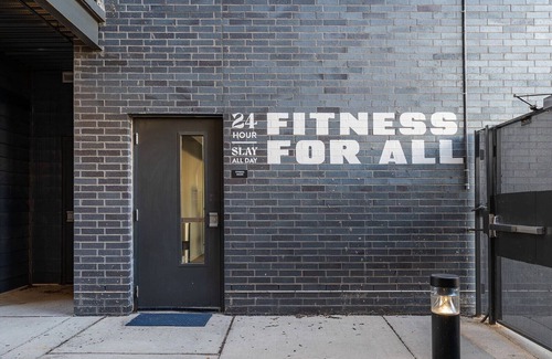 Downtown Omaha Casa | Spacious 2BD/2BA Downtown + Gym