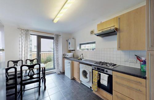 Evelyn Apartamento | Spacious 2Bed London Flat Near Deptford Park and Surrey Quays Tube Station