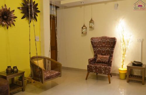 Greater Kailash Apartamento | Spacious 2BHK prime location with big Livingroom 8