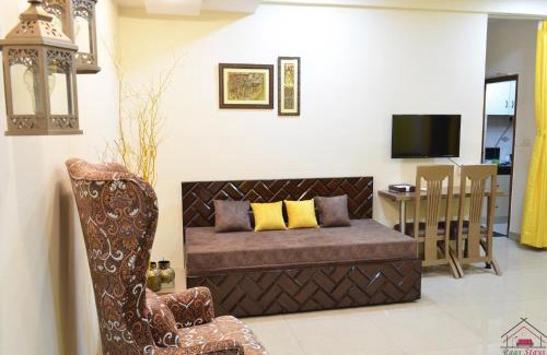 Greater Kailash Apartamento | Spacious 2BHK prime location with big Livingroom 8
