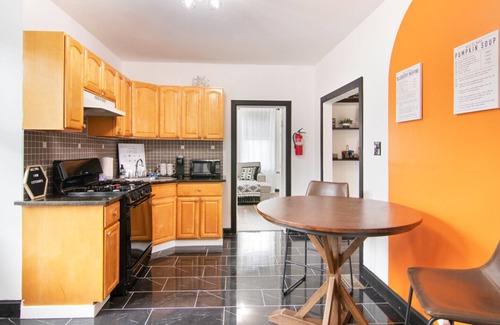 Linden Apartamento | Spacious 2BR 10min to EWR, 30 min to NYC