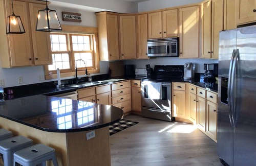 Three Lakes Condominio | Spacious 2BR/2BA Condo at Northernaire – Lake Access & Northwoods Luxury