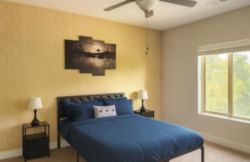 Glen Iris Apartamento | Spacious 2BR 2BA Condo Across from UAB