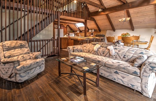 Fish Camp Casa | Personalizado, espacioso, 3 pisos, sala de juegos, A / C, HBO, a 3 km de la puerta S. de Yosemite