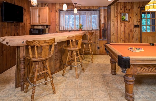 Fish Camp Casa | Personalizado, espacioso, 3 pisos, sala de juegos, A / C, HBO, a 3 km de la puerta S. de Yosemite