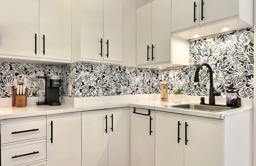 Quartier 5-4 Apartamento | Spacious 2BR - Emerald SuiteHot Tub + Free Parking