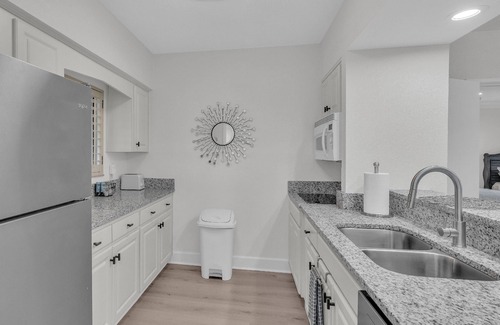 Wesley Chapel Condominio | Spacious 2BR Golf View Condo w/ 2 En Suites, Patio & Smart TVs – Perfect for Family or Golf Getaways