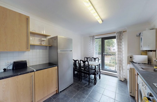 Evelyn Apartamento | Spacious 2BR London Flat Near Deptford Park and Surrey Quays Tube Station