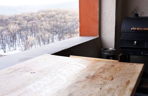 Tsaghkadzor Condominio | Spacious 2BR w/ Balcony & BBQ area