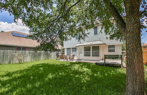 Parkwood Casa | Espaciosa casa de 3/3 dormitorios y 3 baños en S. Austin