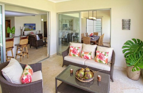 Punta Cana Apartamento | Spacious 3 BDR fully-equipped condo with pool and golf view
