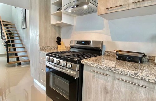 Santo Domingo Condominio | Spacious 3 Bdrm Condo, 2nd Floor Family Area, Full AC, King Bed, Wi-Fi