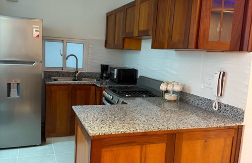 Santo Domingo Este Apartamento | Spacious 3-bedroom apartment with AC, WiFi in beautiful Santo Domingo Este