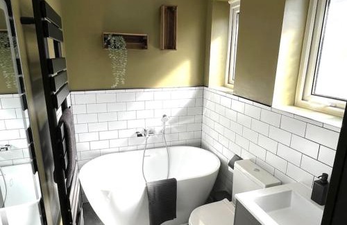 Bournemouth Apartamento | Spacious 3 bed APT sleeps 5 near Bournemouth Beach