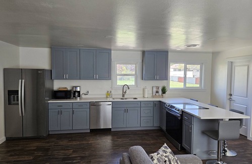 Des Moines Casa | Spacious 3 Bed Home Near Beach