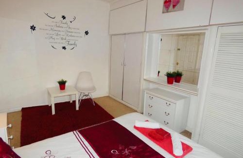 Ashburton Casa | SPACIOUS 3 BED HOUSE WITH PARKING & GOOD TRANSPORT