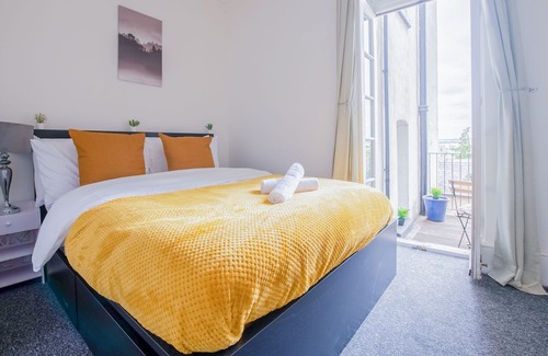 Rochester Apartamento | Spacious 3 Bed Maisonette In The Heart Of Rochester