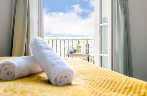 Rochester Apartamento | Spacious 3 Bed Maisonette In The Heart Of Rochester