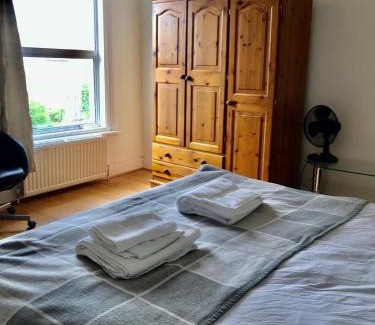 Furzedown Apartamento | Spacious 3 Bed Room Flat in South West London