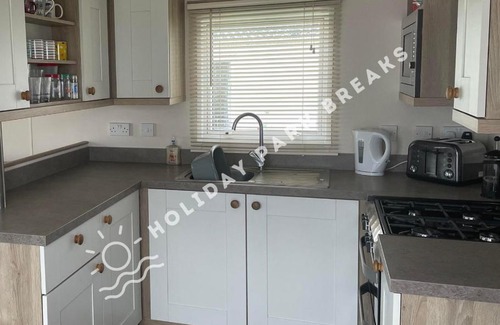 Selsey Casa | Spacious 3 bed @ Seal Bay Resort (Bunn Leisure)