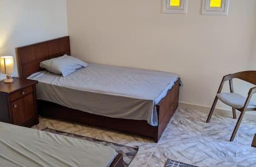 Borg el Arab Apartamento | Spacious 3 bedroom apartment with a sea view.