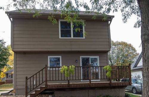 West Des Moines Casa | Spacious 3 Bedroom Home with Foosball