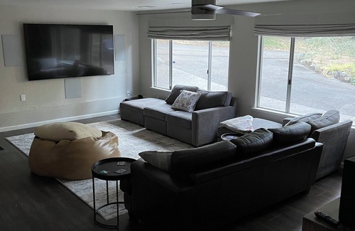 Apple Hill Casa | Spacious 3 bedroom House Among the Trees