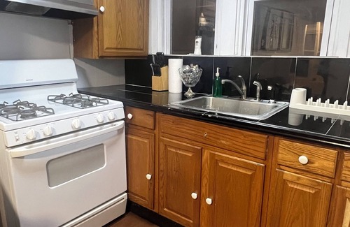 West New York Apartamento | Spacious 3-bedroom apartment in brilliant close to New York with balcony.