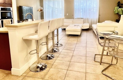 Oviedo Casa | Spacious 3 Bedroom 2.5 Bathroom