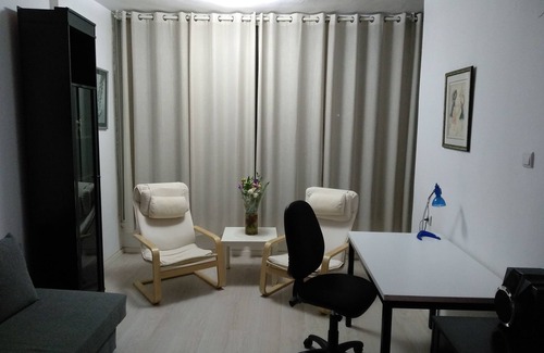 Tel Aviv Apartamento | Spacious 3-bedroom apartment with AC, WiFi in charming Giv'atayim