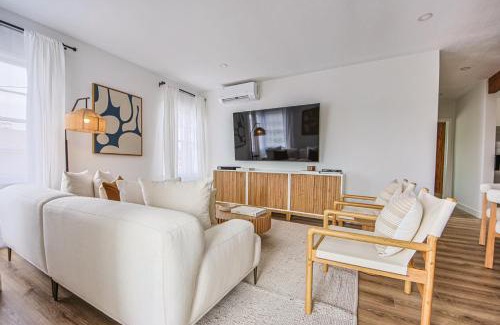 View Park-Windsor Hills Apartamento | Spacious 3-Bedroom Apartment with Prime Location near USC and Staples Center