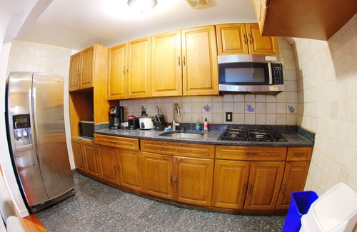 Westchester Square Apartamento | Spacious 3-bedroom apartment in the Bronx wirh Free Parking!