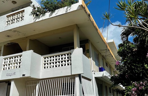 Vilomar Apartamento | Spacious 3-bedroom apartment with beach walking access and great location.
