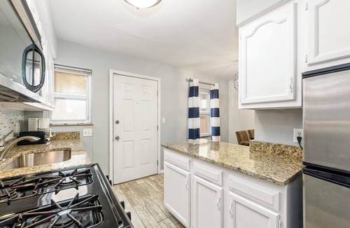 Weinland Park Apartamento | Spacious 3-bedroom apartment close to OSU and the Short North/B