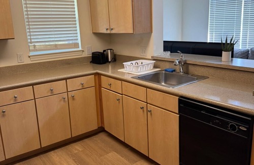Randolph Apartamento | Spacious 3-bedroom apartment with WiFi, AC in lovely Randolph