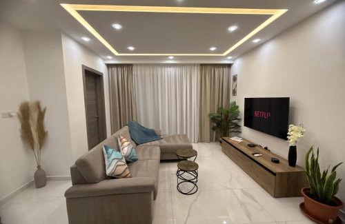Marsaskala Apartamento | Spacious 3-Bedroom Family Apartment