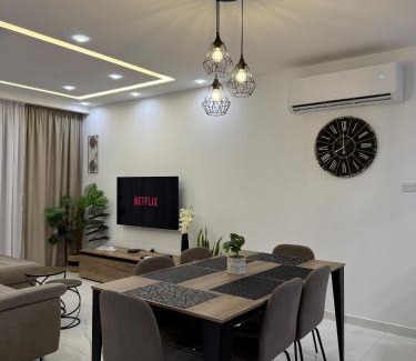 Marsaskala Apartamento | Spacious 3-Bedroom Family Apartment
