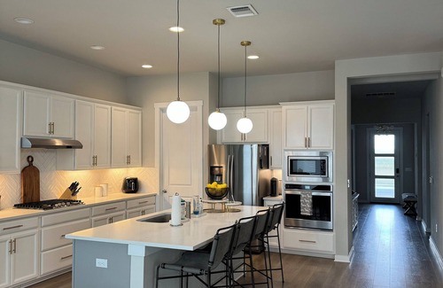Austin Casa | Spacious 3-Bedroom Retreat in SE Austin