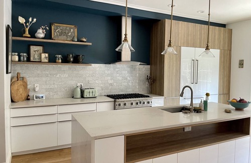 Greenpoint Casa | Spacious 3-bedroom townhouse with garden, WiFi, AC in prime Greenpoint Brooklyn.
