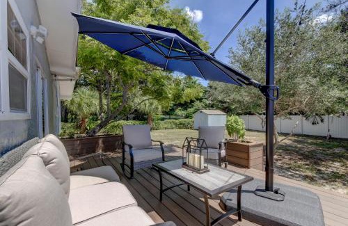 Tarpon Springs Casa | Spacious 3 Bedroom PET FRIENDLY!- Close to beach!