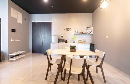 Bayan Lepas Apartamento | Spacious 3 Bedrooms by Cozy Home