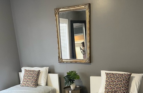 Ellenwood Casa | Spacious 3 Br 2.5 house with a Pool, Game and Movie Room
