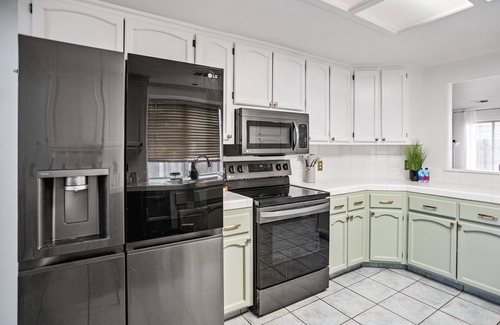 Merced Casa | Spacious 3 BR Casa near UC Merced with Pool