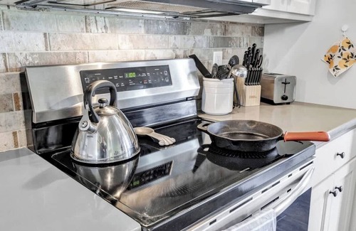 De Pere Casa | Spacious 3-BR Home near Lambeau!