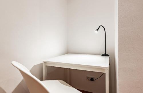 Neulerchenfeld Apartamento | Spacious 3-room apt. 15 min to the city center