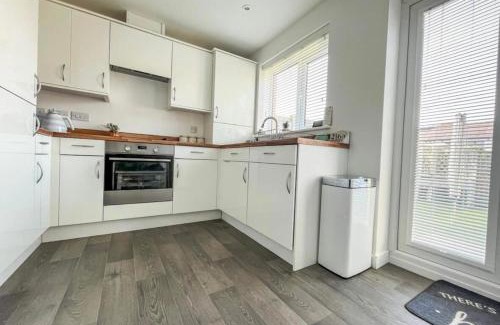 Hetton-le-Hole Casa | Spacious 3-Storey Home from Home in Hetton le Hole