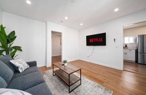 South Wrigley Apartamento | Spacious 3BD/2BA in Long Beach