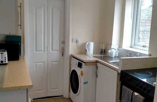 Walsall Casa | Spacious 3Bed House in Walsall with parking onsite